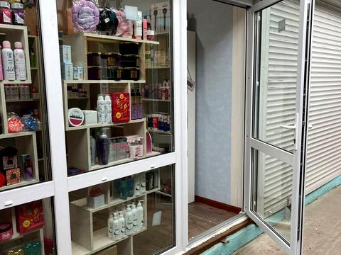 комерційна за адресою Гетьмана Сагайдачного вул., 1