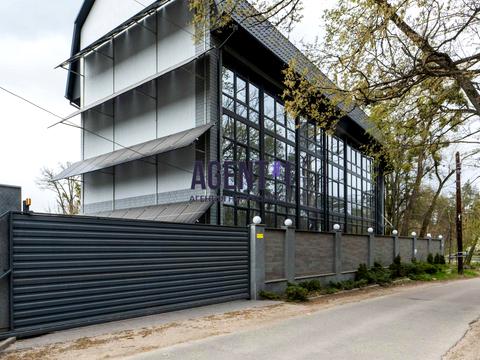 комерційна за адресою Зв'язківців вул., 2А