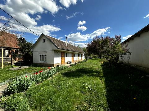 будинок за адресою З.Міклоша