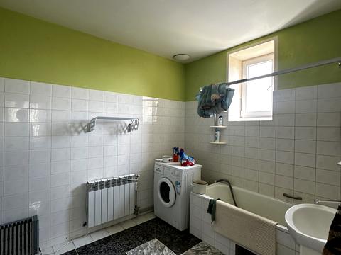 будинок за адресою З.Міклоша