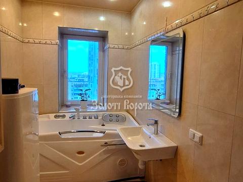 квартира за адресою Незалежності бульв. (50 років Жовтня), 17