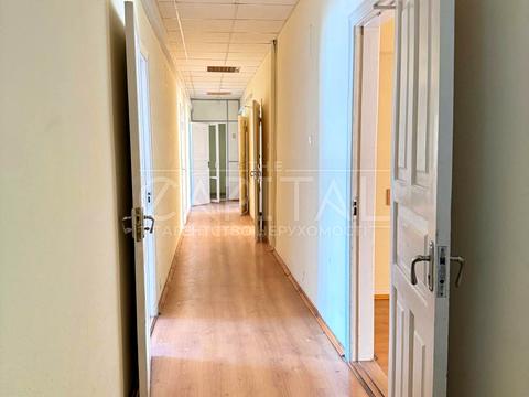 комерційна за адресою Іоанна Павла II вул. (Патріса Лумумби), 3