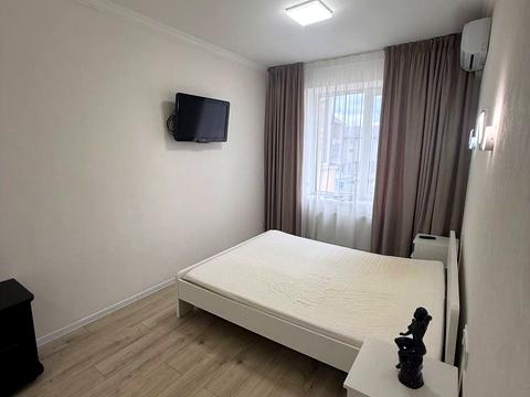 квартира за адресою Тарасівська вул., 25
