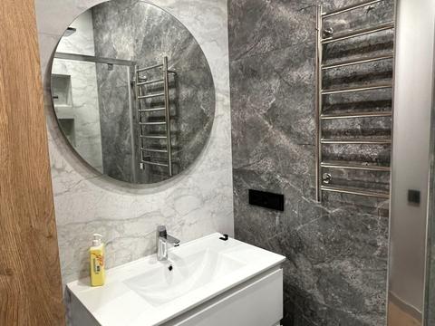 квартира за адресою Салютна вул., 2к24