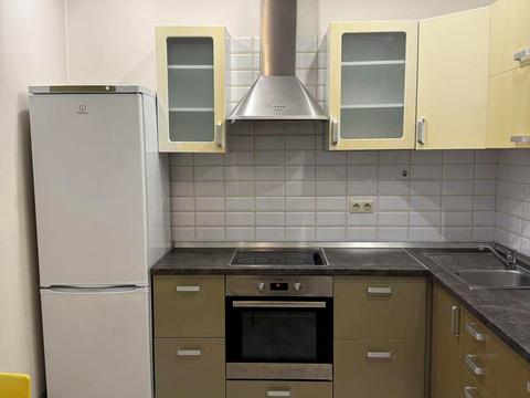 квартира по адресу Василия Симоненко ул., 5