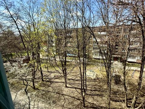кімната за адресою Волковича, 5