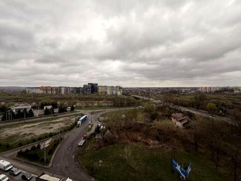 квартира за адресою Володимира Івасюка вул., 82