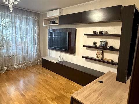 квартира за адресою Євгена Коновальця вул., 4