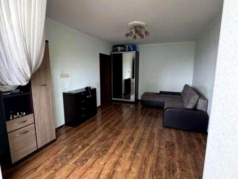 квартира по адресу Академика Ефремова ул. (Командарма Уборевича), 25