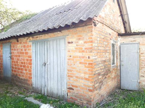 будинок за адресою Центральна, 1