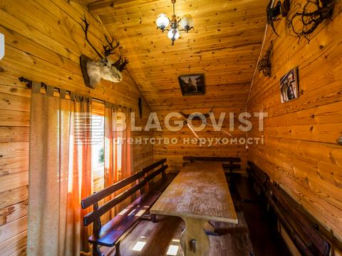 комерційна за адресою Київська вул., 1