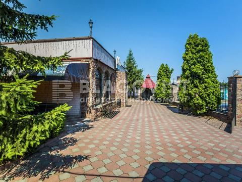 комерційна за адресою Київська вул., 1