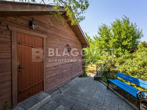 комерційна за адресою Київська вул., 1