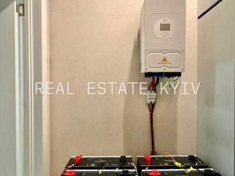 комерційна за адресою Саперно-Слобідська вул., 8