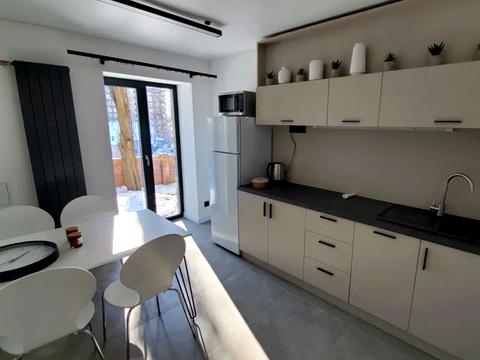 комерційна за адресою Фортечний тупик (Тверський), 6/8