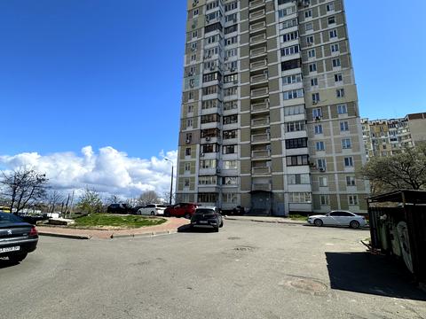 квартира за адресою Прирічна вул., 37