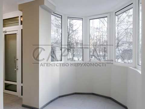 комерційна за адресою Відпочинку вул., 12