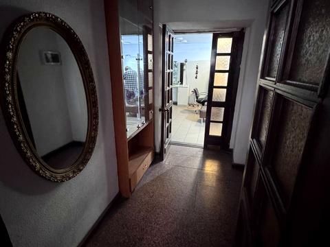 комерційна за адресою Сергія Єфремова вул. (Ворошилова), 3