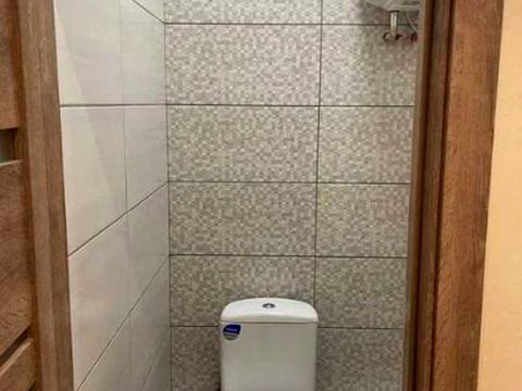 комерційна за адресою Тиха вул., 3