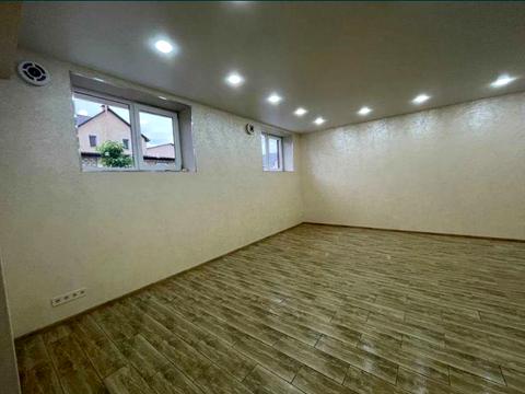 комерційна за адресою Тиха вул., 3