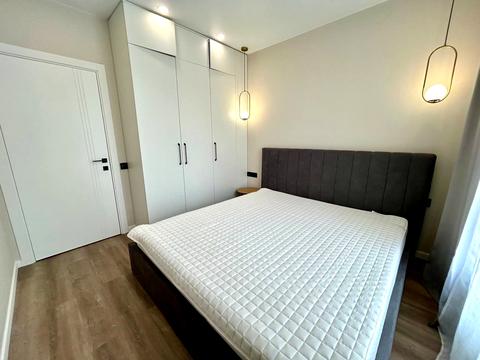 квартира по адресу Салютная ул., (Будинок 02301-02303)