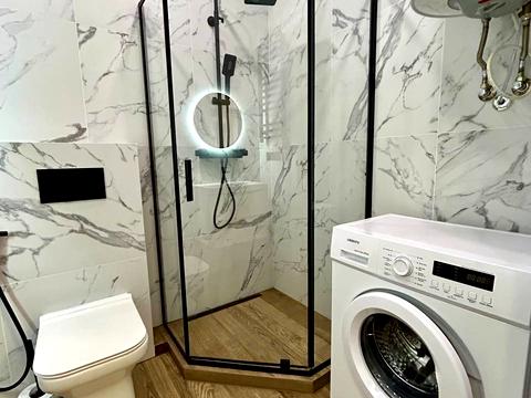 квартира по адресу Салютная ул., (Будинок 02301-02303)