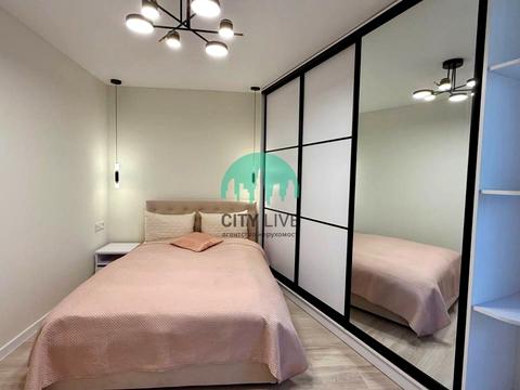 квартира за адресою Юліана Пелеша вул., (Будинок 5)