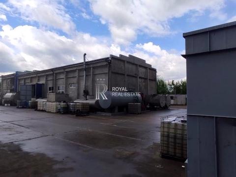 комерційна за адресою 1 Травня вул., 1