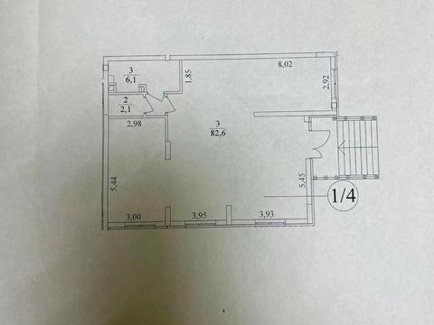 комерційна за адресою Воскресенська вул., 10