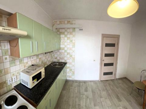 квартира за адресою Лариси Руденко вул., 10-Г