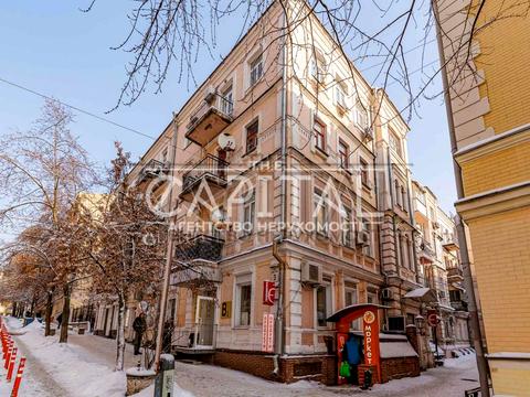 комерційна за адресою Лисенка вул., 3