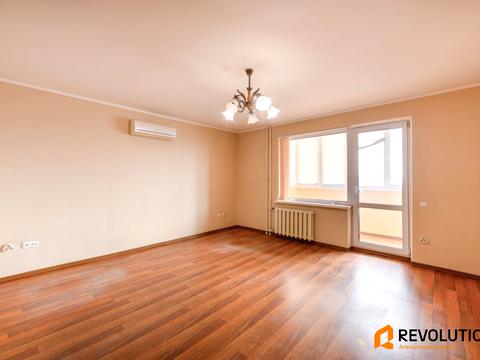 квартира за адресою Дарницький бульв., 8