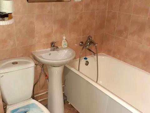квартира за адресою Дмитра Апухтіна вул., 21-А