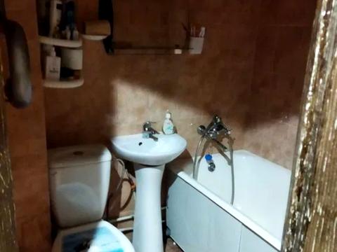 квартира за адресою Дмитра Апухтіна вул., 21-А