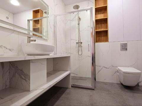 квартира за адресою Космічна вул., 5