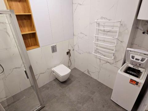 квартира за адресою Космічна вул., 5