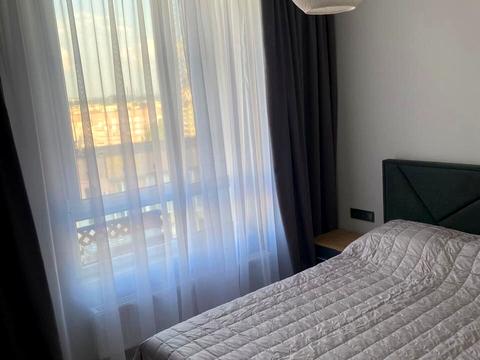 квартира за адресою Космічна вул., 5