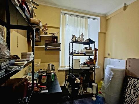 комерційна за адресою Прорізна вул., 13