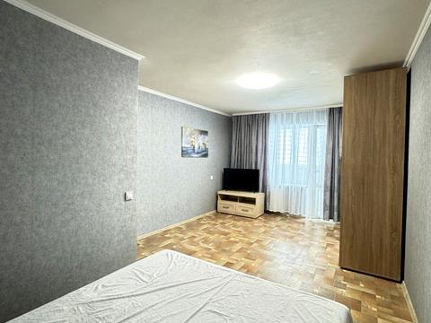 квартира за адресою Західна вул., 1/6