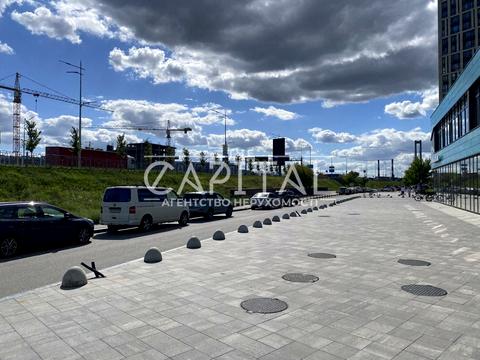 комерційна за адресою Зарічна вул., 2