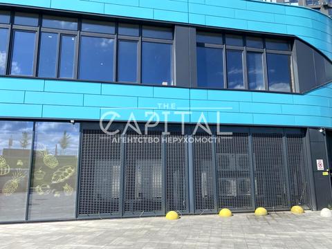 комерційна за адресою Зарічна вул., 2