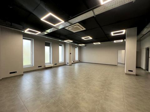 комерційна за адресою проспект Пилипа Орлика, 16