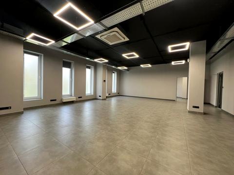 комерційна за адресою проспект Пилипа Орлика, 16