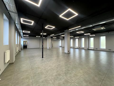 комерційна за адресою проспект Пилипа Орлика, 16