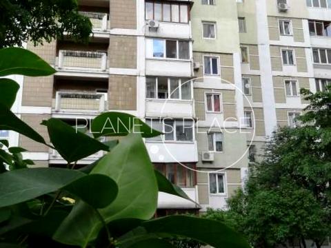 квартира за адресою Анни Ахматової вул., 6