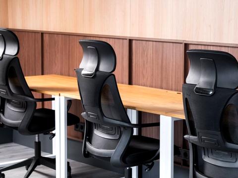 комерційна за адресою Еспланадна вул., 32