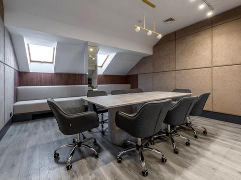 комерційна за адресою Еспланадна вул., 32