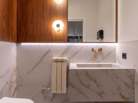 комерційна за адресою Еспланадна вул., 32