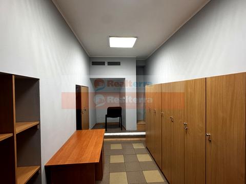 комерційна за адресою Панаса Мирного вул., 9-Б