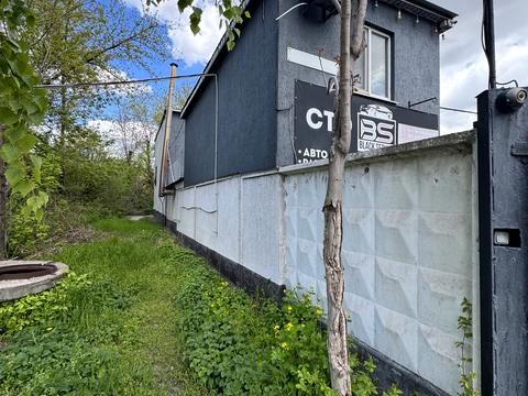 комерційна за адресою Металургів просп., 2б